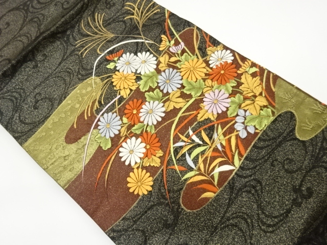 JAPANESE KIMONO / EMBROIDERY OF AUTUMN GRASS PATTERN WEKASUMI / NAGOYA